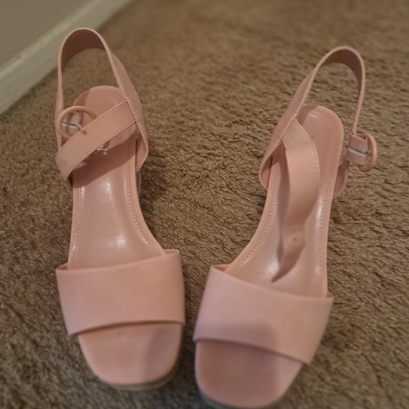 Wedges - Picture 4 of 5